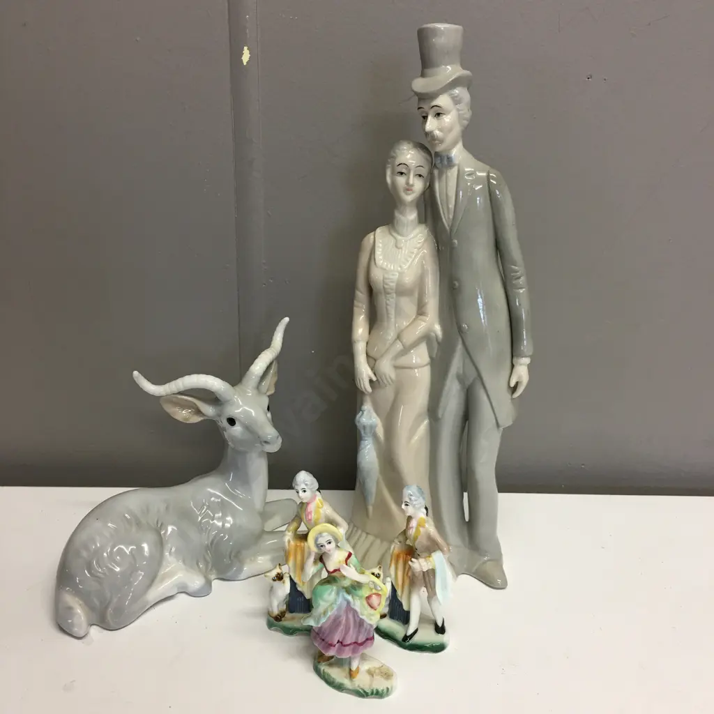 Selection of Vintage China Ornaments Includes Antelope Etc Image 1++