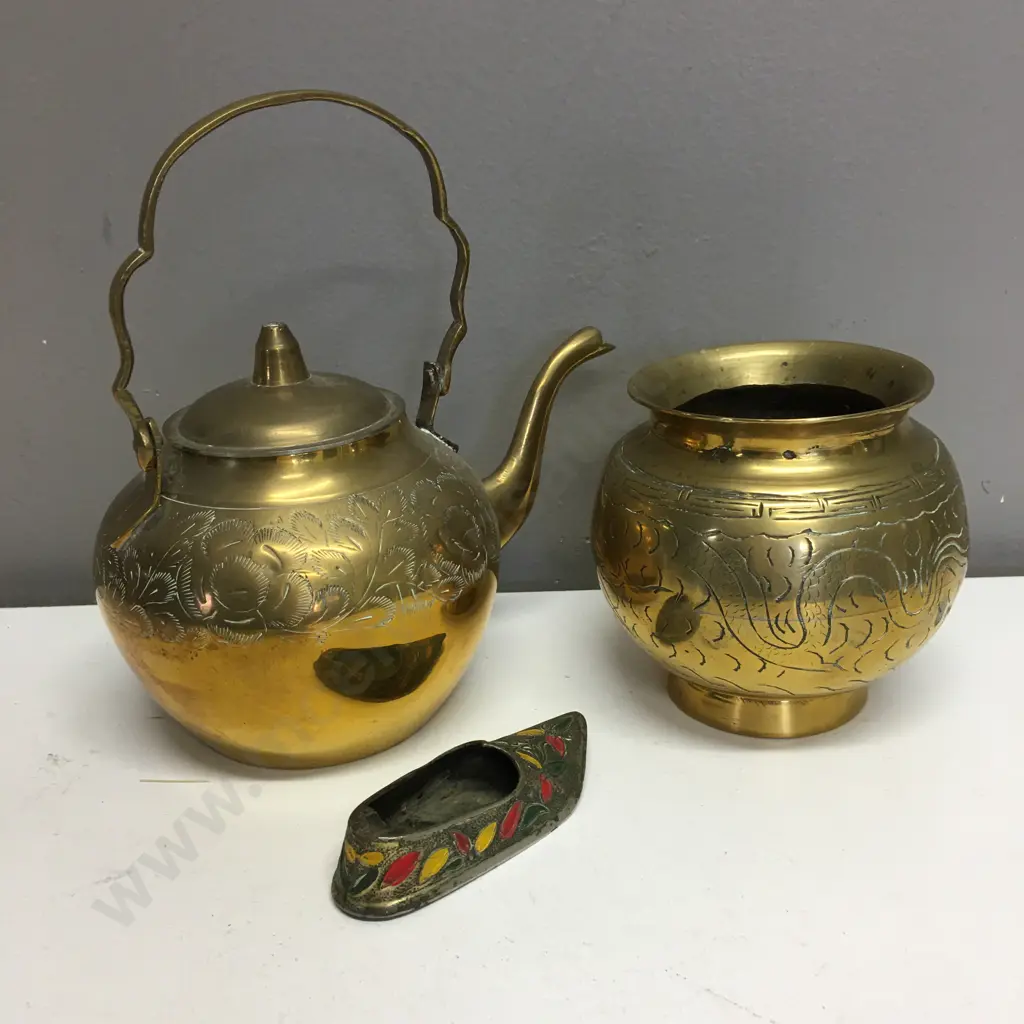 Selection of Brassware Image 1++