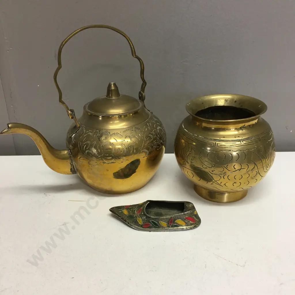 Selection of Brassware Image 1++