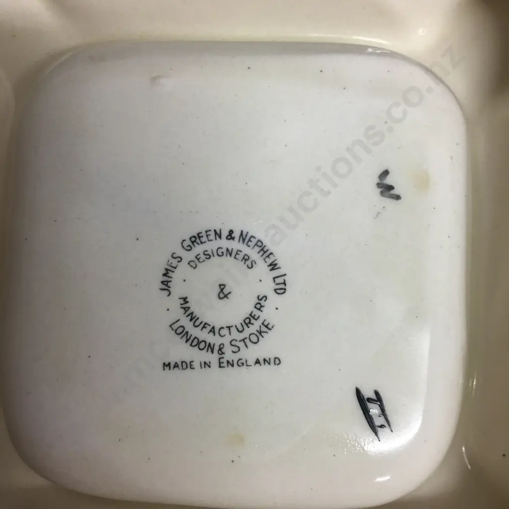 Vintage Rare Collectable James Green & Nephew 'Gordon's Stand Supreme' Gordons Gin Ashtray Image 1++