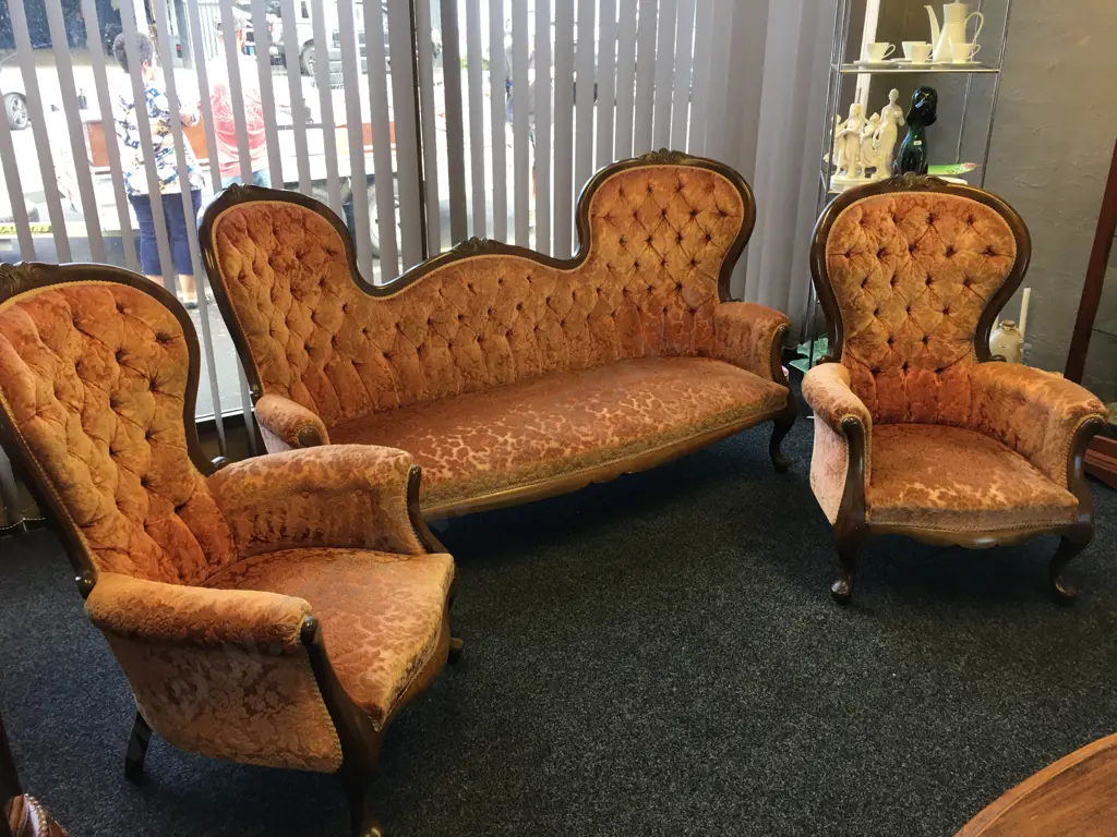 Victorian Mahogany Parlour Suite, Carved, Rose Coloured Button Back Upholstery With Braiding, Cabriole Legs, L188cm Image 1++