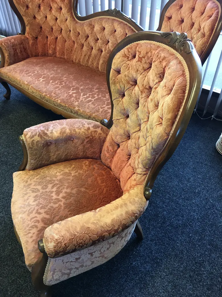 Victorian Mahogany Parlour Suite, Carved, Rose Coloured Button Back Upholstery With Braiding, Cabriole Legs, L188cm Image 1++