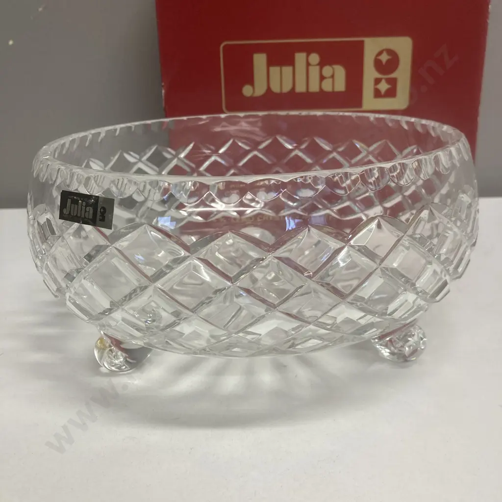 Julia Hand Cut Mouth Blown 24% Lead Crystal 23cm Fruit Bowl, Made in Poland, Original Box Image 1++