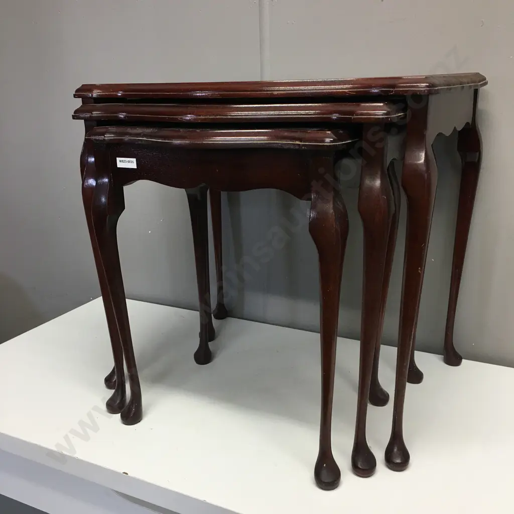 Nest of 3 Mahogany Tables Image 1++
