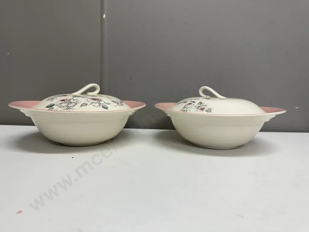 Johnson Bros Lidded Serving Dishes x2 Image 1++