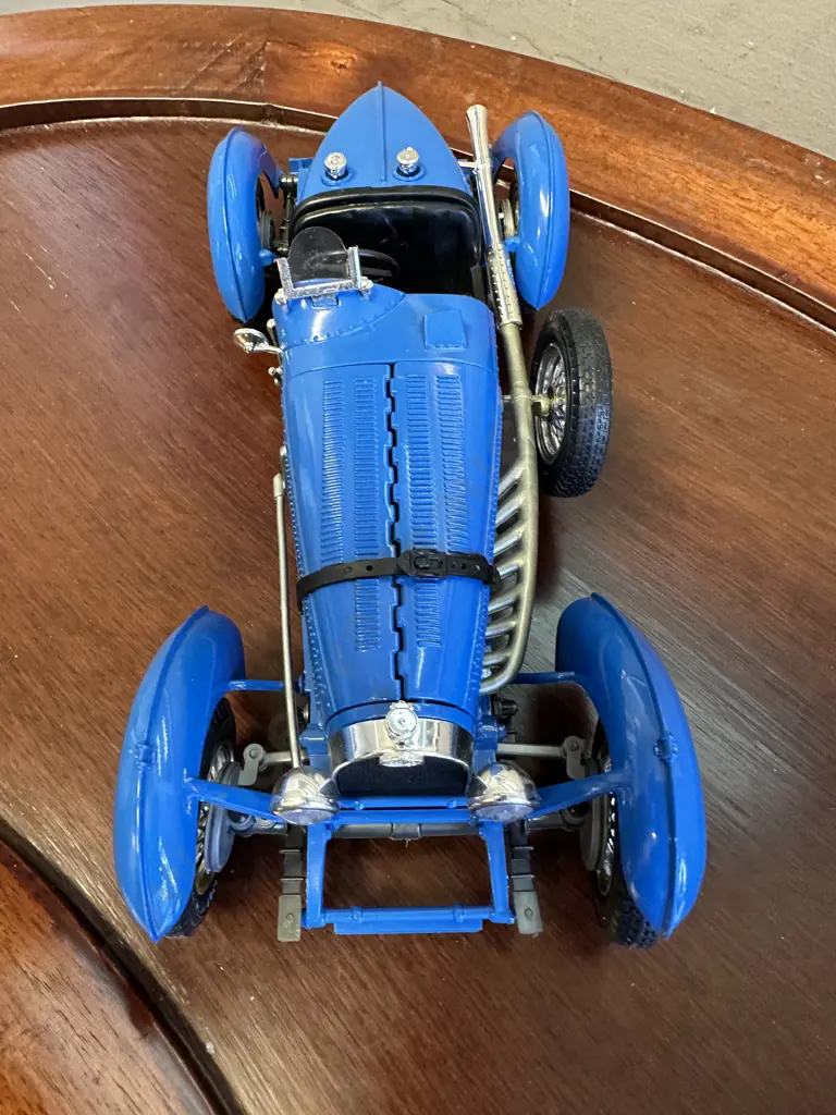 Vintage Burago 1934 Bugatti Type 59 1:18 Diecast Metal Model Car Blue Image 1++