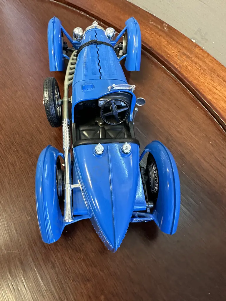 Vintage Burago 1934 Bugatti Type 59 1:18 Diecast Metal Model Car Blue Image 1++