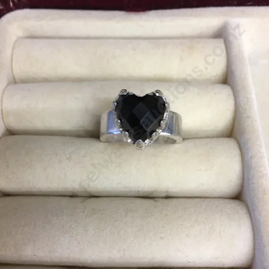 Stolen Girlfriends Club 925 Heart Shape Ring