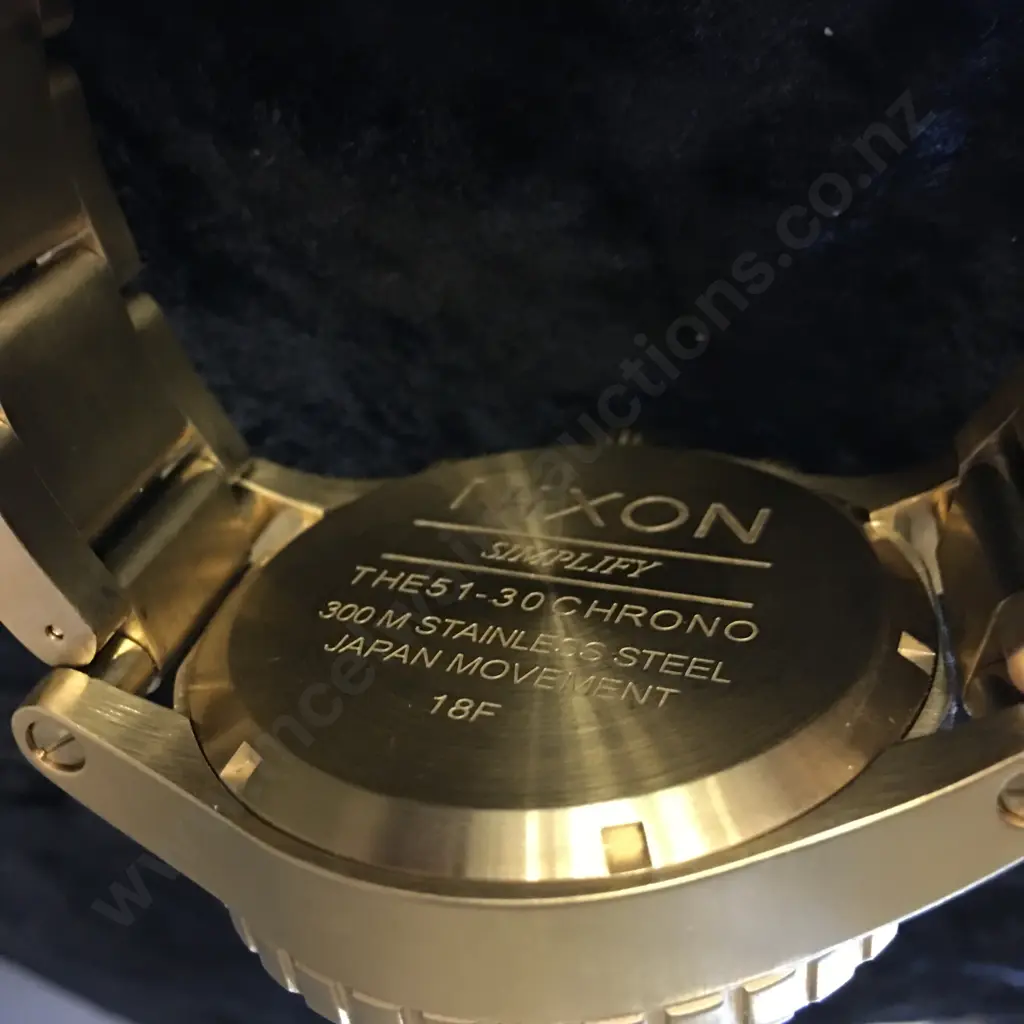 Nixon The 51-30 Chrono Stainless Steel Gold Tone Mens Watch Image 1++