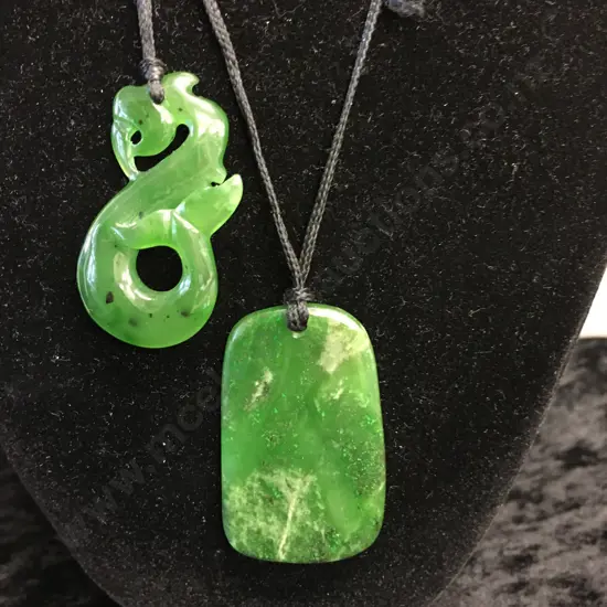 Pair of Greenstone Pendants, L5 & 4.3cm