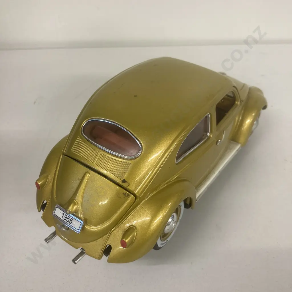 Burago 1955 VW Kafer Beetle 1:18 Diecast Model Image 1++