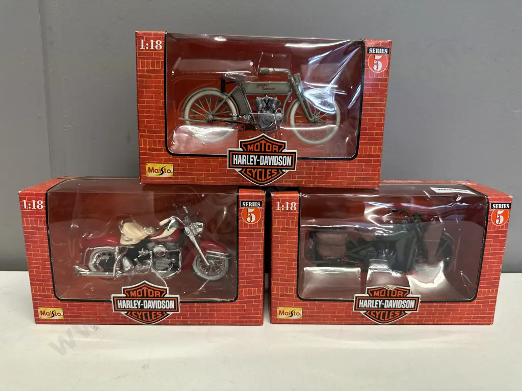 Maisto Harley-Davidson 1942 WLA Flat Head,1962 FLH Duo Glide,1909 Twin 5D V-TWIN 1:18 Diecast Motorcycles Series 5 (NIB) Image 1++