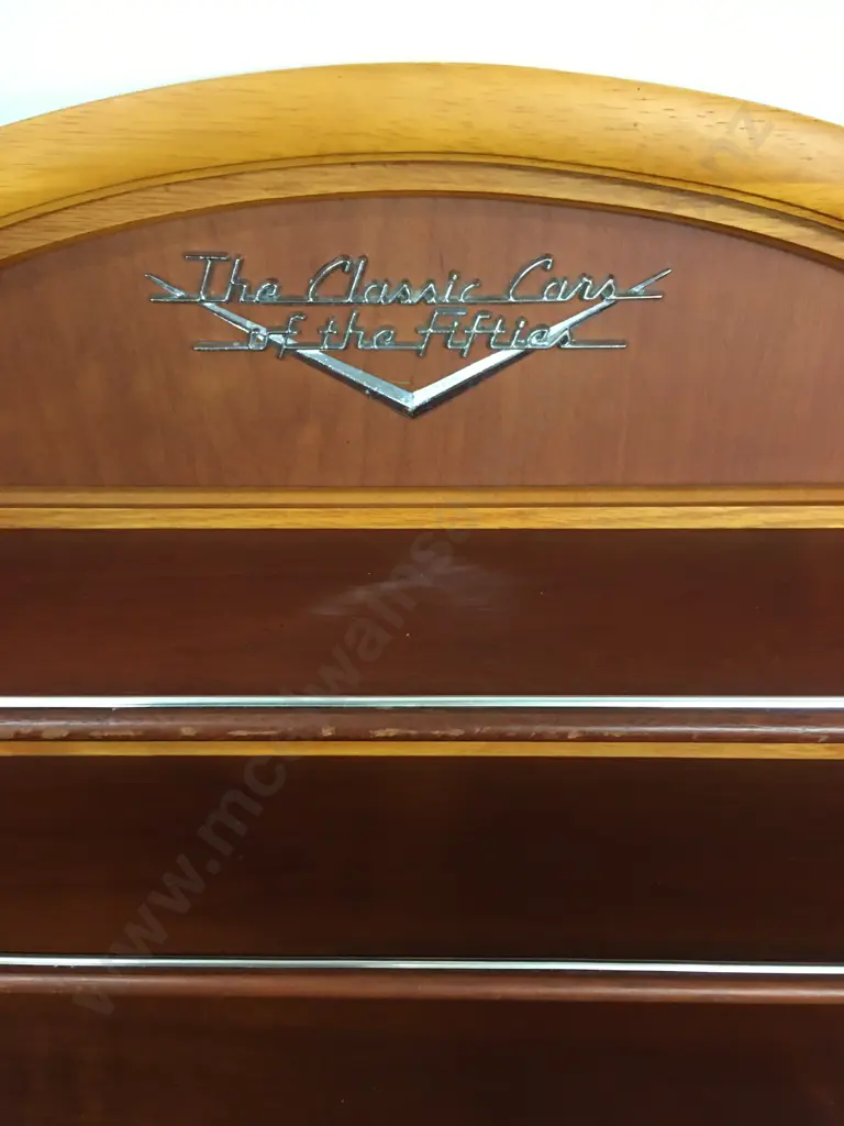 The Classic Cars Of The Fifties Wooden Wall Mount Display Shelf, H53 W47.5 D12.5cm Image 1++