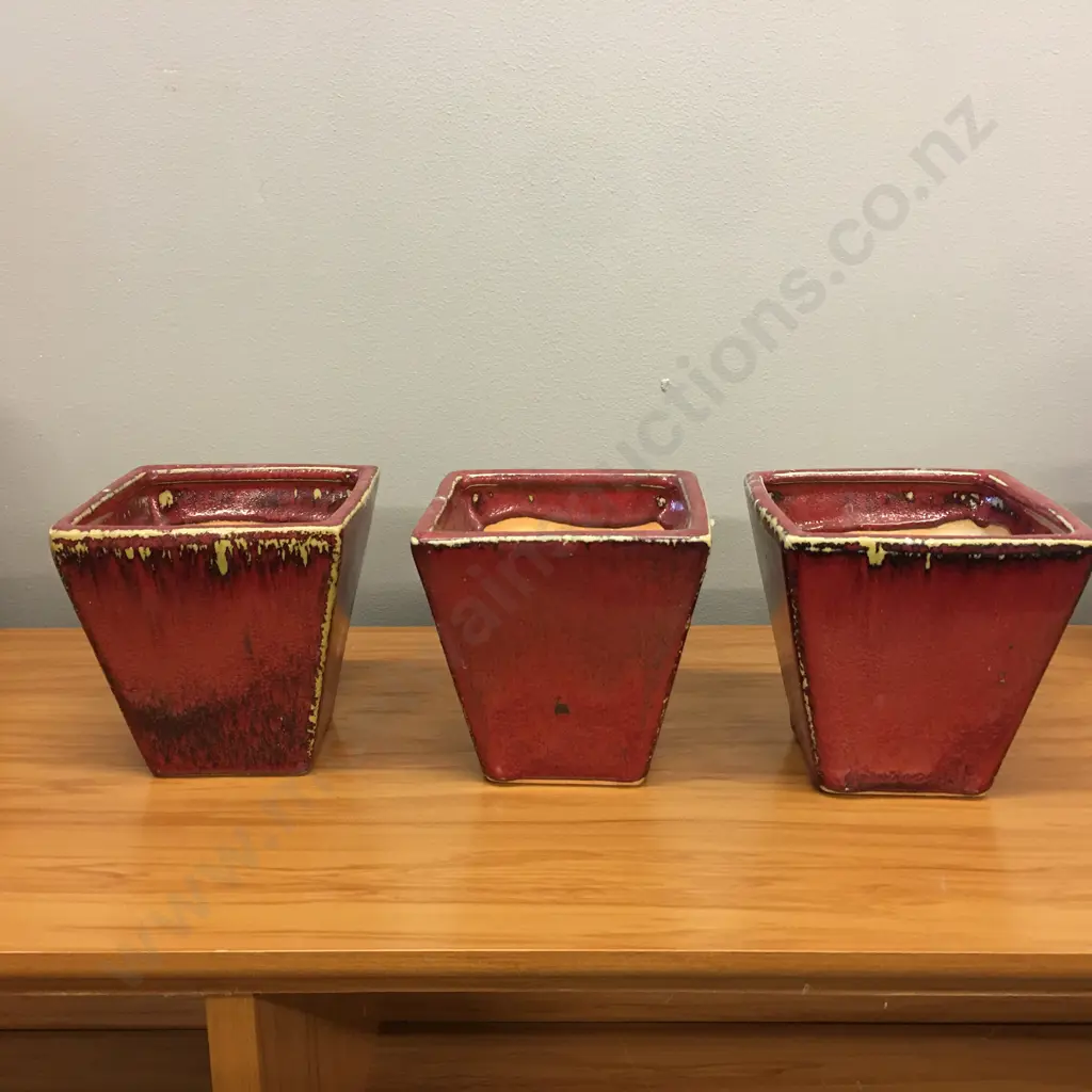 Set Of Three Planters Burgundy/Cream  Image 1++