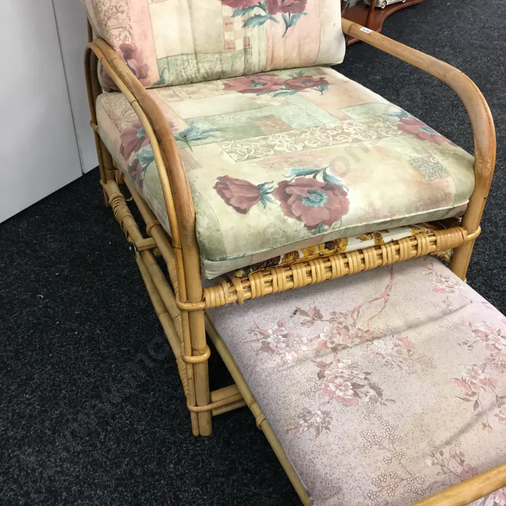 Vintage Cane Lounge Chair With Ottoman That Pulls Out From Base Image 1++