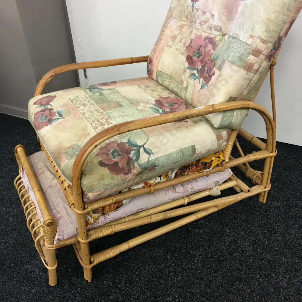 Vintage Cane Lounge Chair With Ottoman That Pulls Out From Base Image 1++