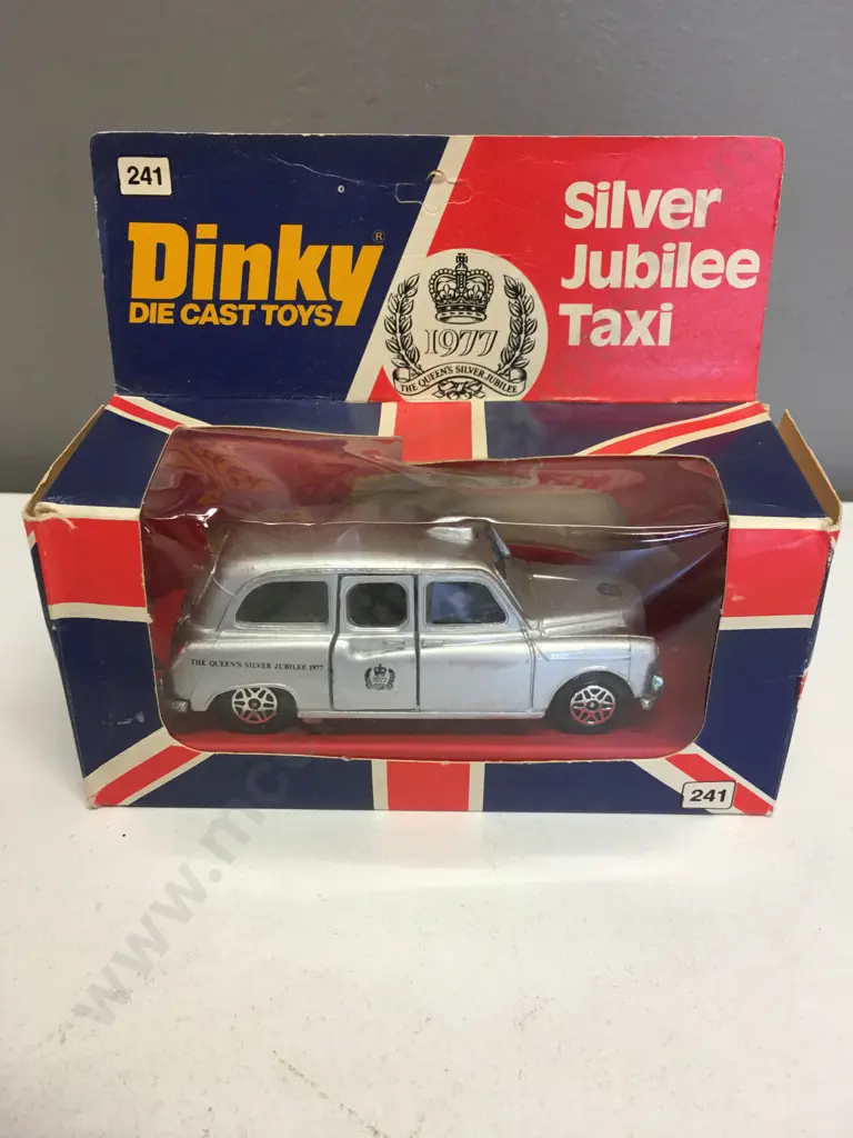 Vintage Dinky 241 Silver Jubilee Taxi With Original Box Image 1++