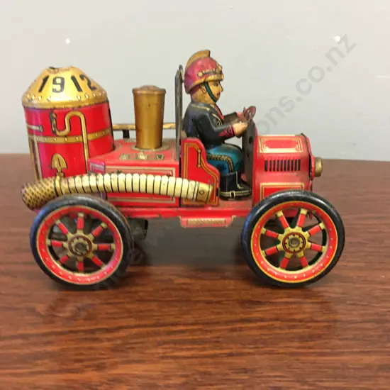Vintage Tin Litho Friction Fire Engine 1912, Trade Mark Modern Toys Japan, 9.5 x 14cm