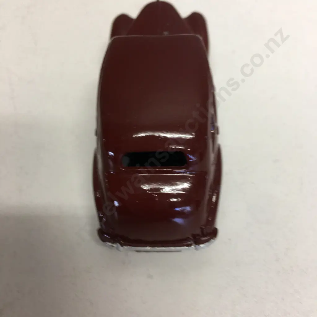 Dinky Toys - Meccano Ltd  Austin Devon In Brown, Mint Vintage Diecast 1950's Image 1++