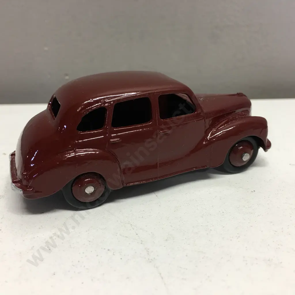 Dinky Toys - Meccano Ltd  Austin Devon In Brown, Mint Vintage Diecast 1950's Image 1++