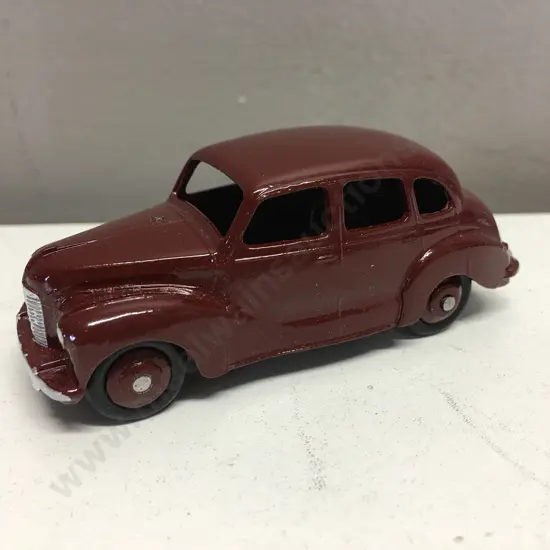 Dinky Toys - Meccano Ltd  Austin Devon In Brown, Mint Vintage Diecast 1950's