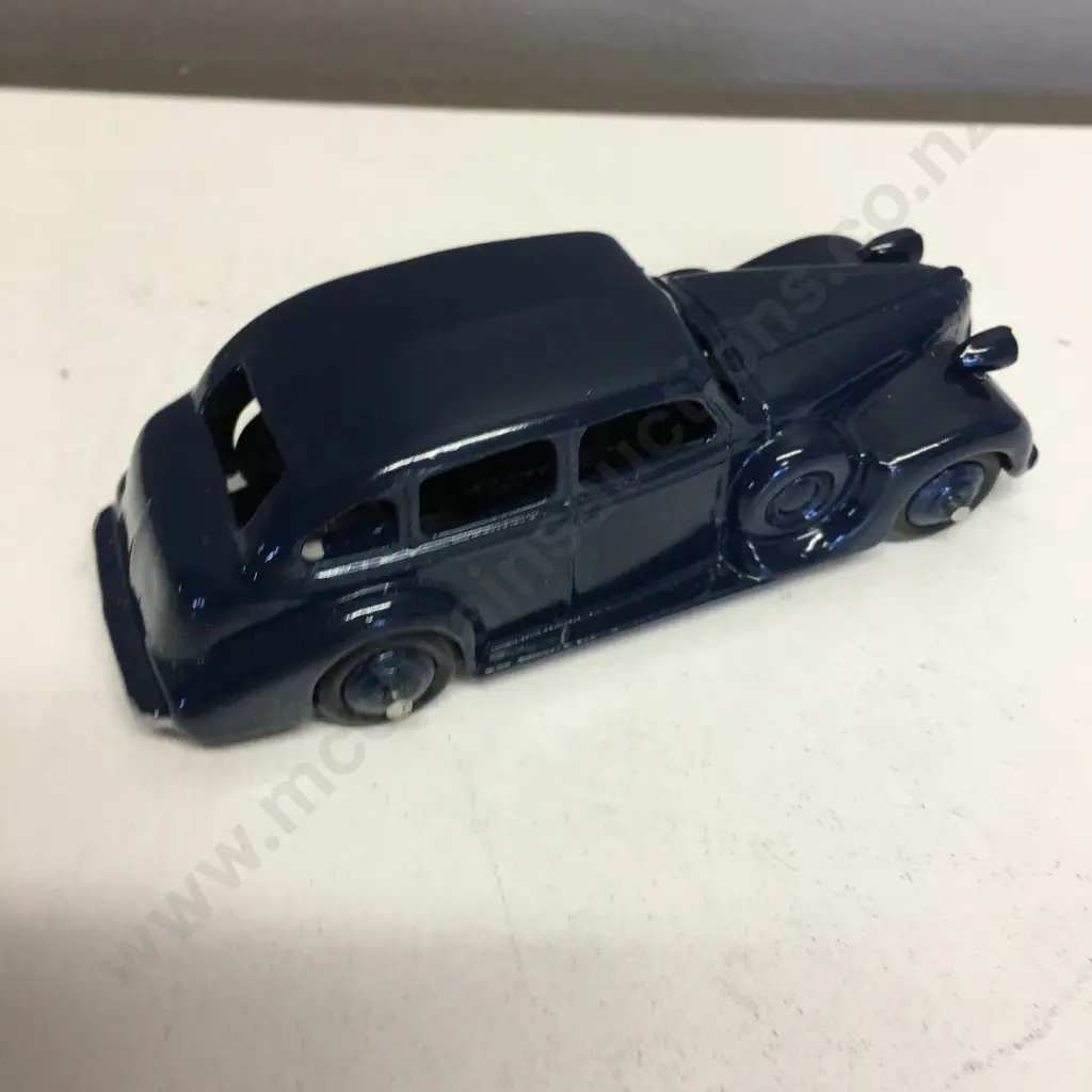 Dinky Toys - Meccano Ltd #39D Buick Viceroy Saloon In Navy Blue, Mint Vintage Diecast 1950's Image 1++