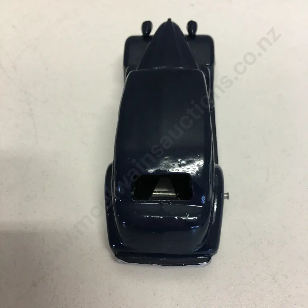 Dinky Toys - Meccano Ltd #39D Buick Viceroy Saloon In Navy Blue, Mint Vintage Diecast 1950's Image 1++