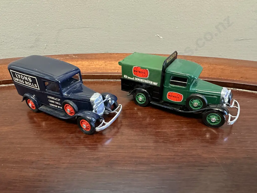 Pair of Rare French Eligor 1:43 Diecast 1932 Ford Vans, Lyons Swiss Rolls & Watneys Red Barrel Image 1++