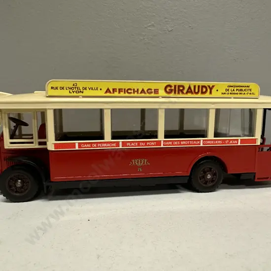 Solido TN6C 1934 Renault Autobus. Diecast 1:50 #4401