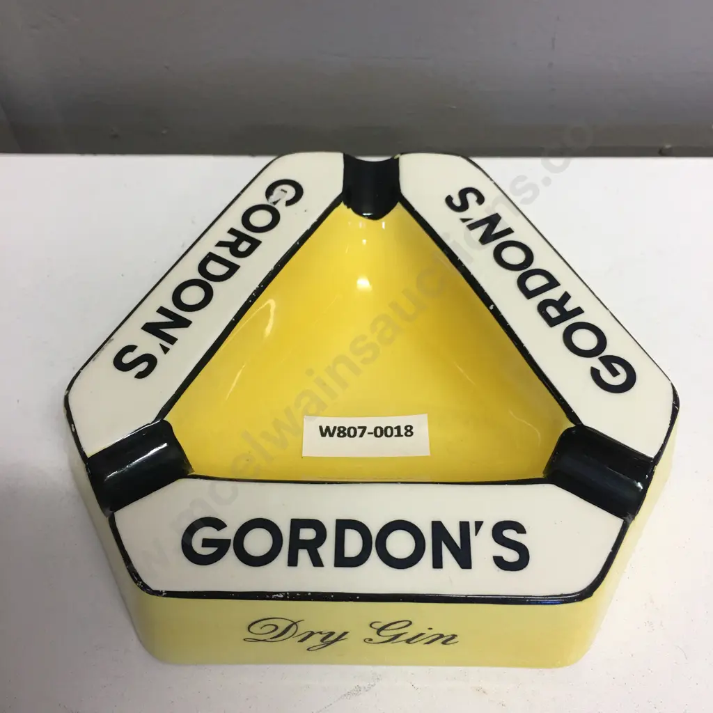 Vintage Gordon's Dry Gin Carltonware Advertising Ashtray, Black & White On Yellow (As Found Condition) Image 1++