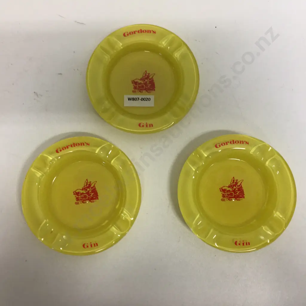 Rare Vintage Yellow Glass Gordon's Gin Round Advertising Ashtrays x 3, Dia 11.5cm Image 1++