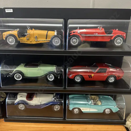Lot of 6 Burago Diecast Model Cars In A Black Free Standing Display Case, Individual Plexiglass Covers, H48 W55.5 D17cm