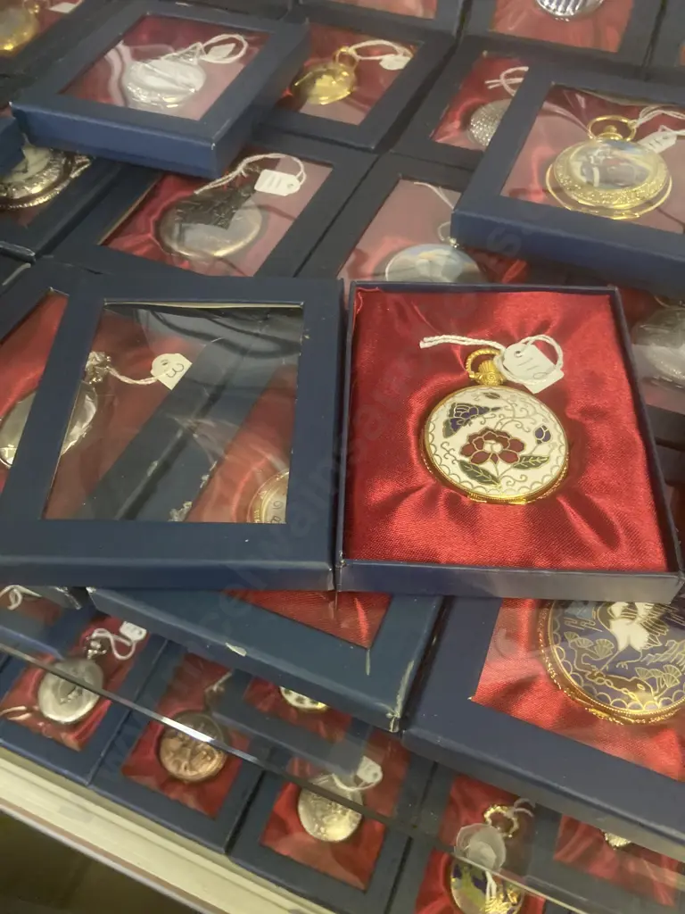 'Hatchette' The Pocket Watch Collection - Complete Set of 120 Watches In Individual Boxes With Magazines Image 1++