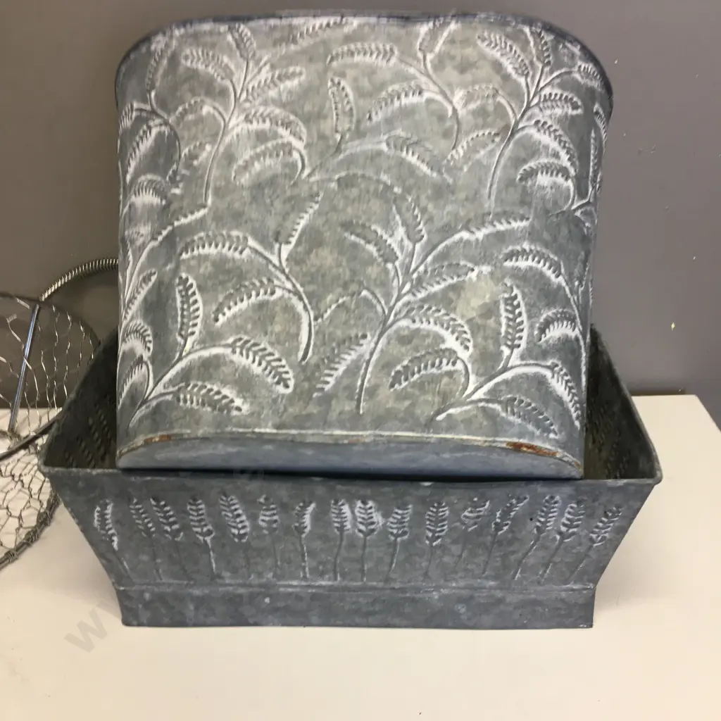 Tin Planters & Wire Fruit Basket Image 1++