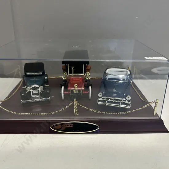 National Motor Museum Mint 2004 Anniversary Collection Set with Display Case, H12 W31 D21cm (Chain As Found)