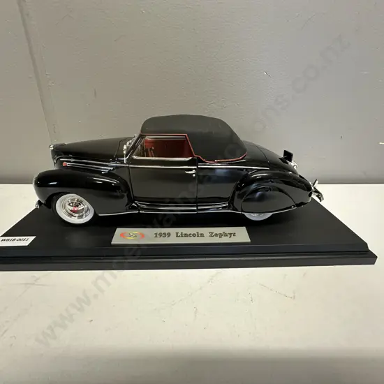 1939 Lincoln Zephyr Diecast Car Model, Black, Signature Models 1:18 Scale With Stand