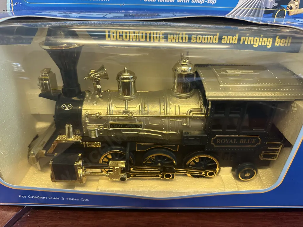 New Bright - The Royal Blue Battery Operated Locomotive and Coal Tender - Rare Image 1++