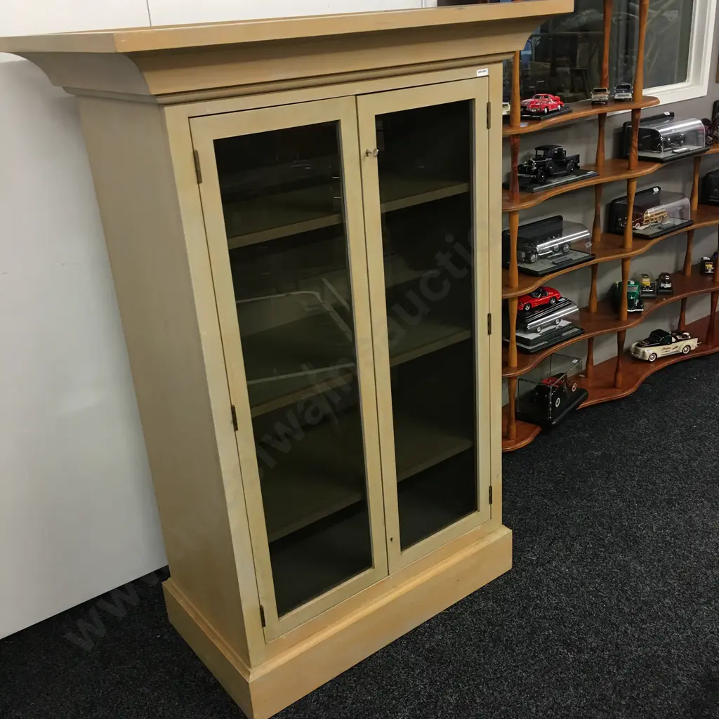 Painted Wood Double Door Storage Cabinet, Glass Doors, 3 Adjustable Shelves, Lockable With Key, H140.5 W96 D60cm Image 1++