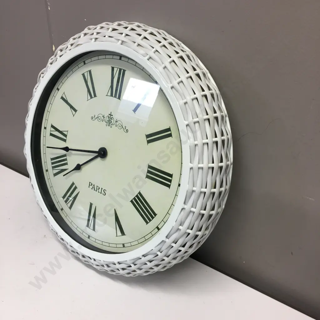 Round White Rattan Look Framed Decorative Clock 'Paris' Dia 38cm Image 1++