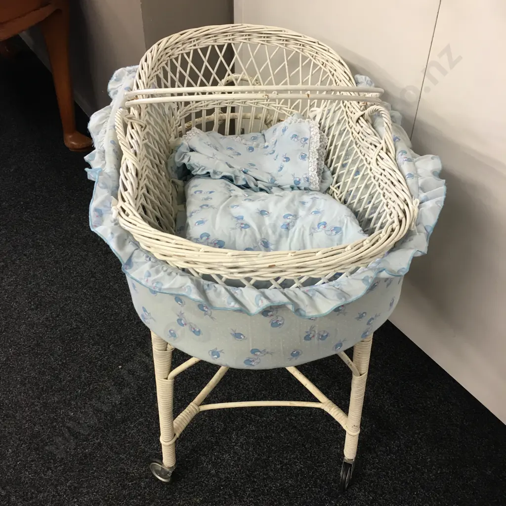 Vintage Cane Bassinet With Bedding Image 1++