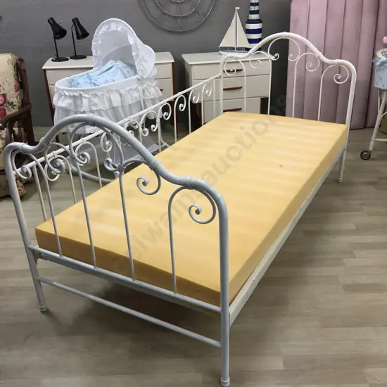 Painted White Steel Day Bed With Flexi-Slats & Foam Mattress,  H102 W197 D97cm