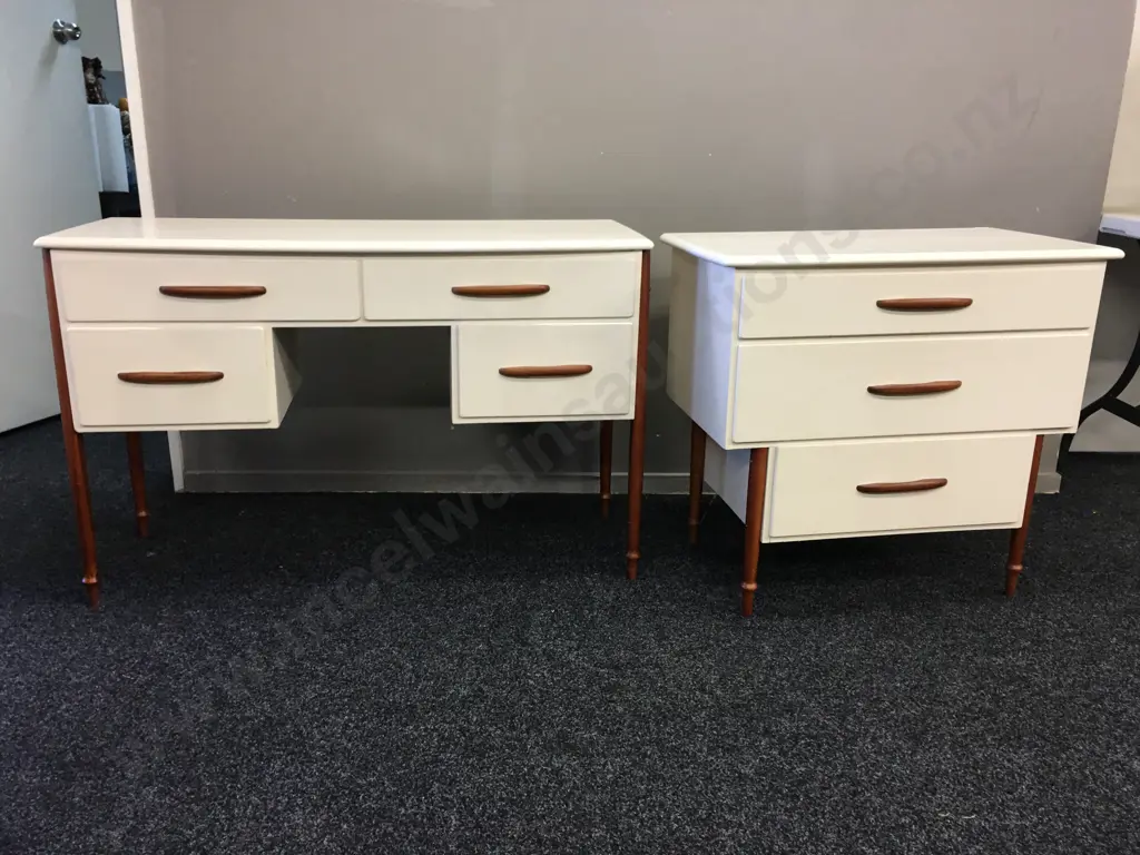 Retro Two Piece Bedroom Suite White With Wood Detail Image 1++