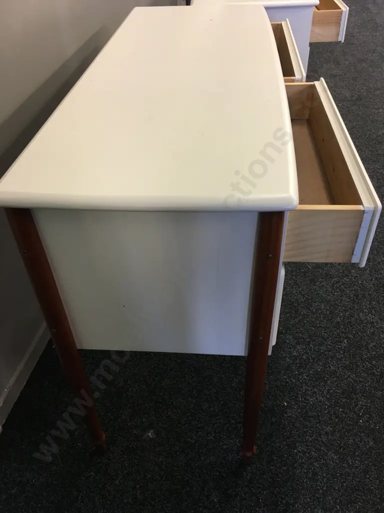 Retro Two Piece Bedroom Suite White With Wood Detail Image 1++