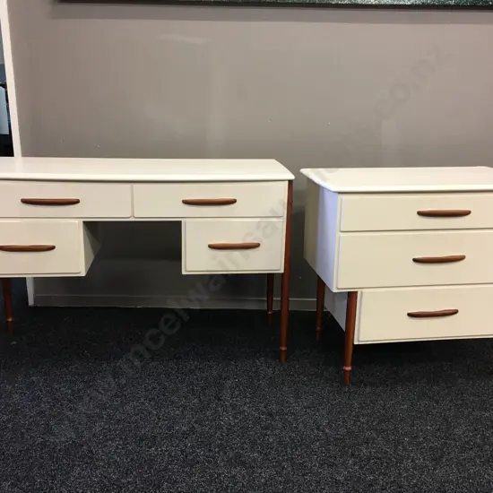 Retro Two Piece Bedroom Suite White With Wood Detail
