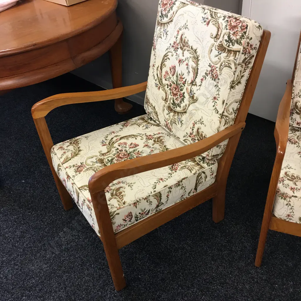 Pair of Mid Century Arm Chairs Image 1++
