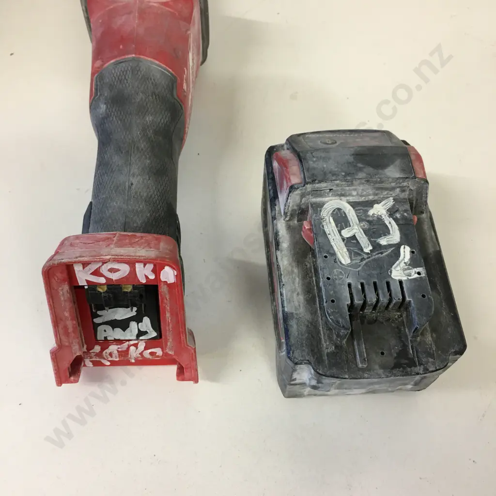Milwaukee M18 FUEL Cordless Die Grinder With 9.0Ah Battery Image 1++