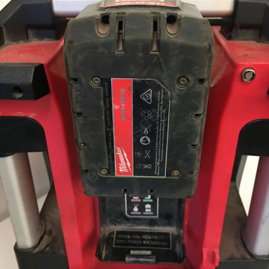Milwaukee M18 Radio & Charger With Bluetooth & 12.0Ah Battery Image 1++