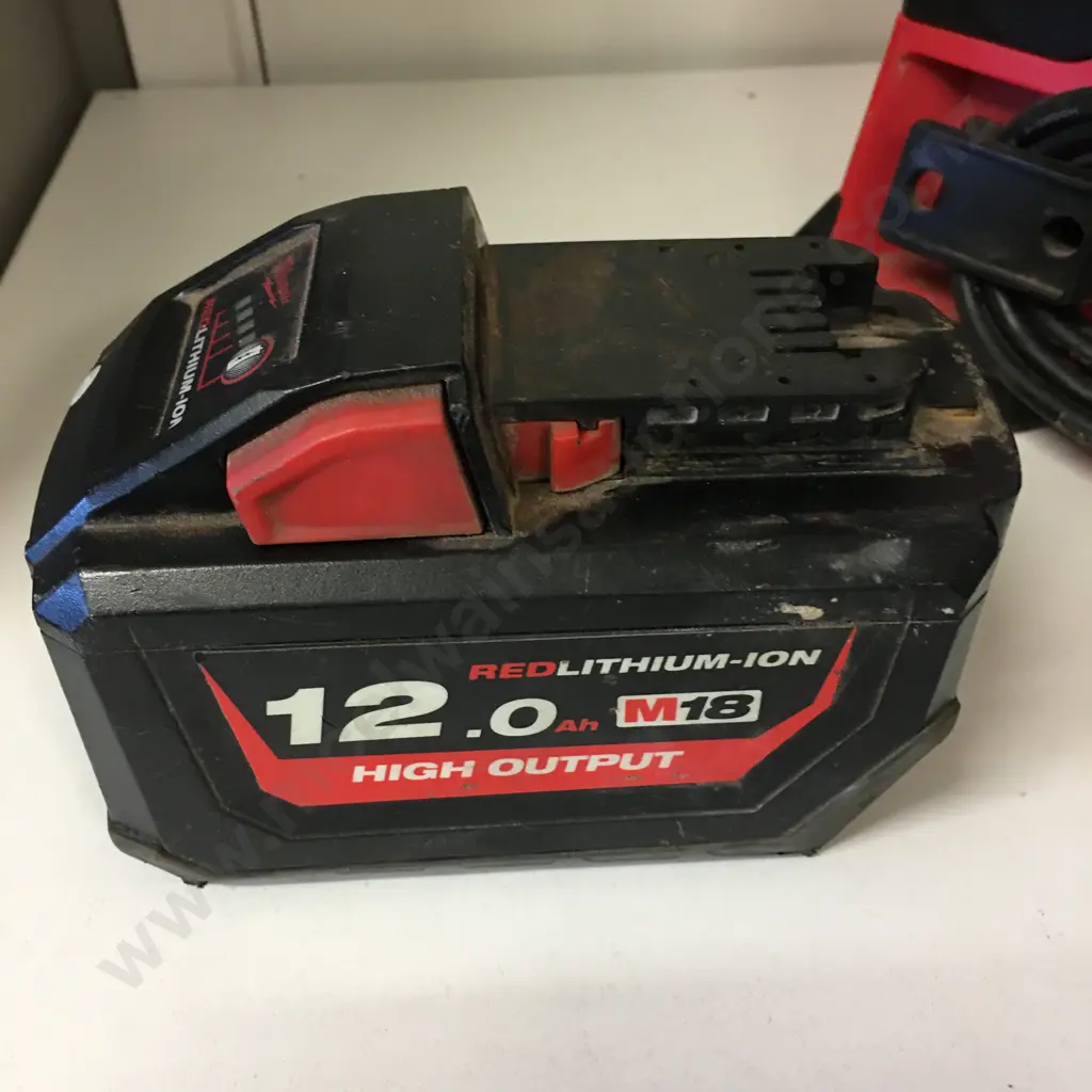 Milwaukee M18 Radio & Charger With Bluetooth & 12.0Ah Battery Image 1++