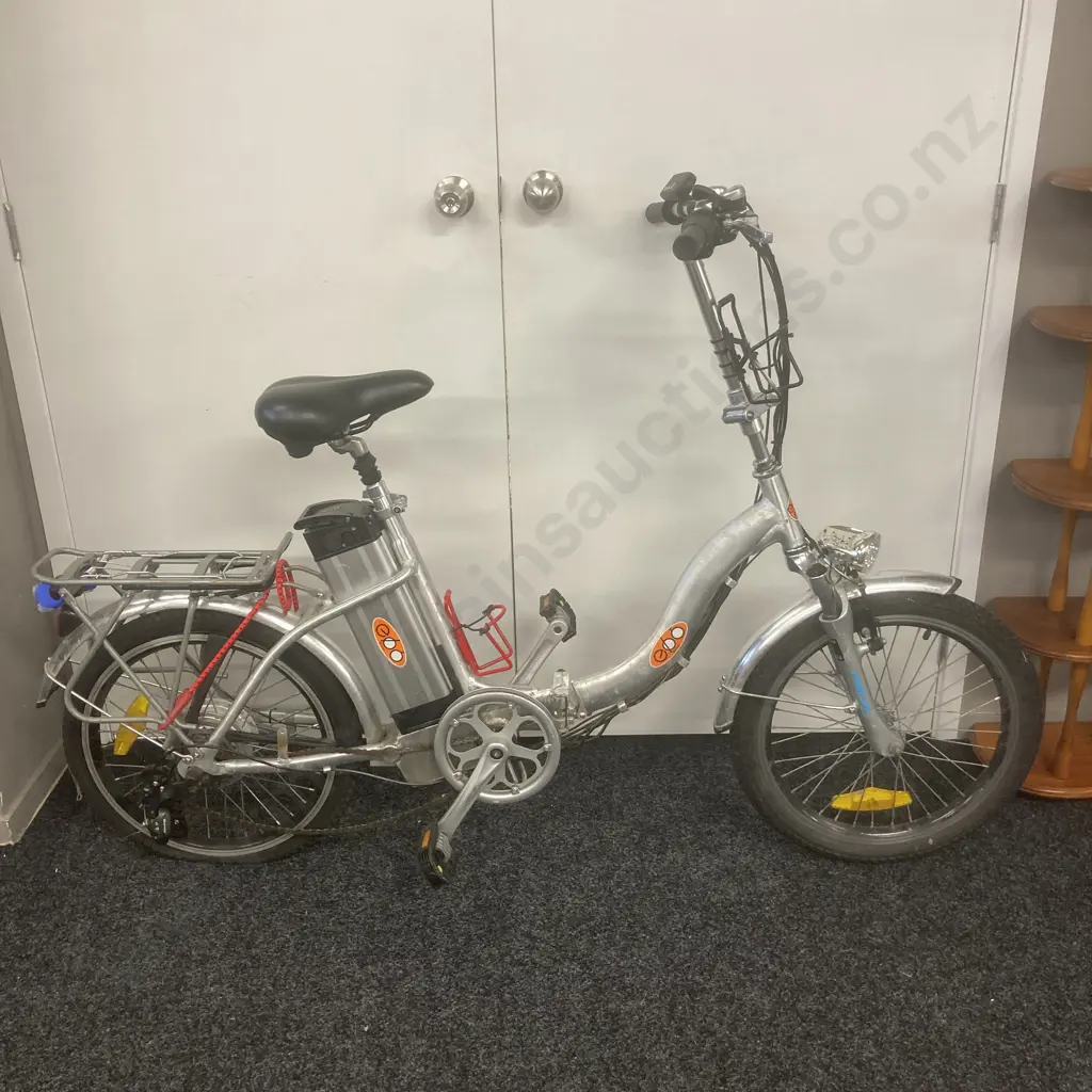 Ebo Folding E-Bike "Aqua Zoom" Image 1++