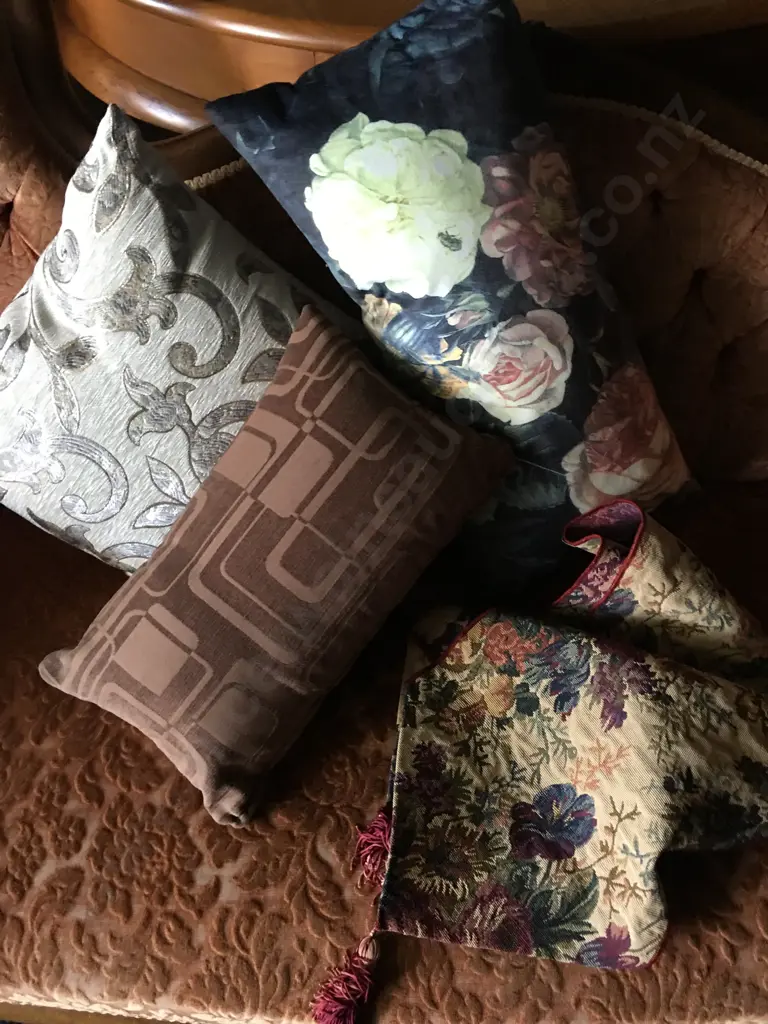 Selection Of Cushions & Table Runner Image 1++